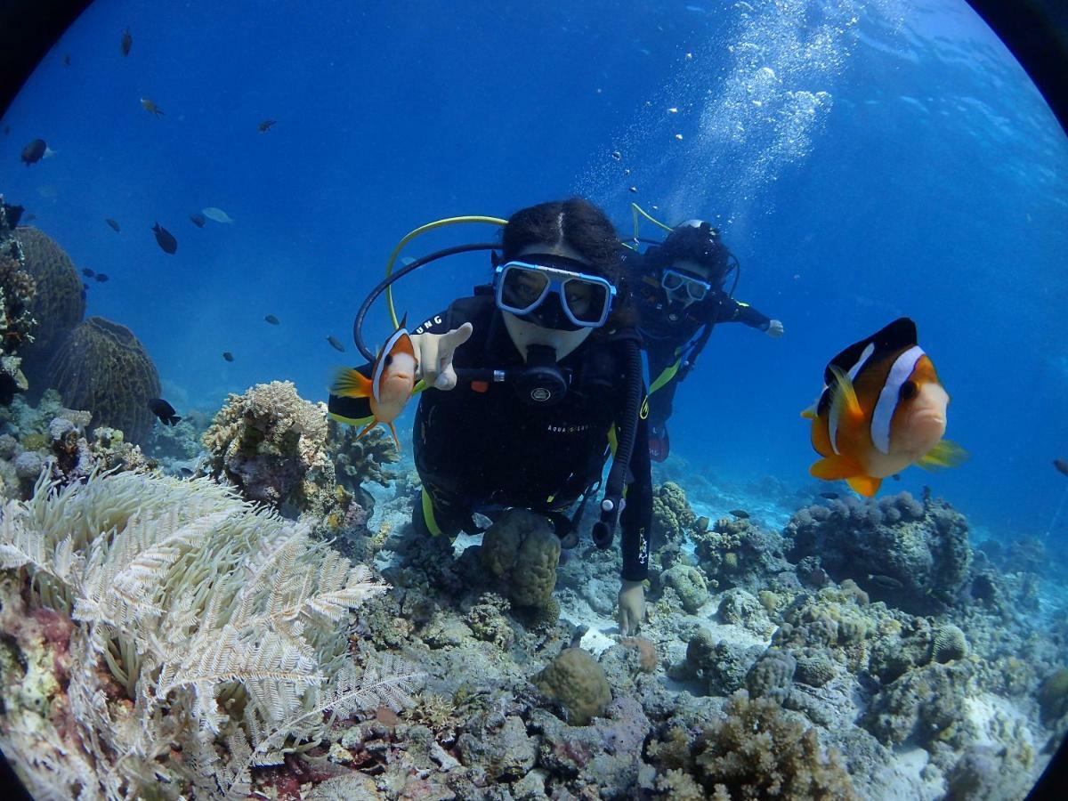Готель Aozora Seaside Mactan Мактан Екстер'єр фото